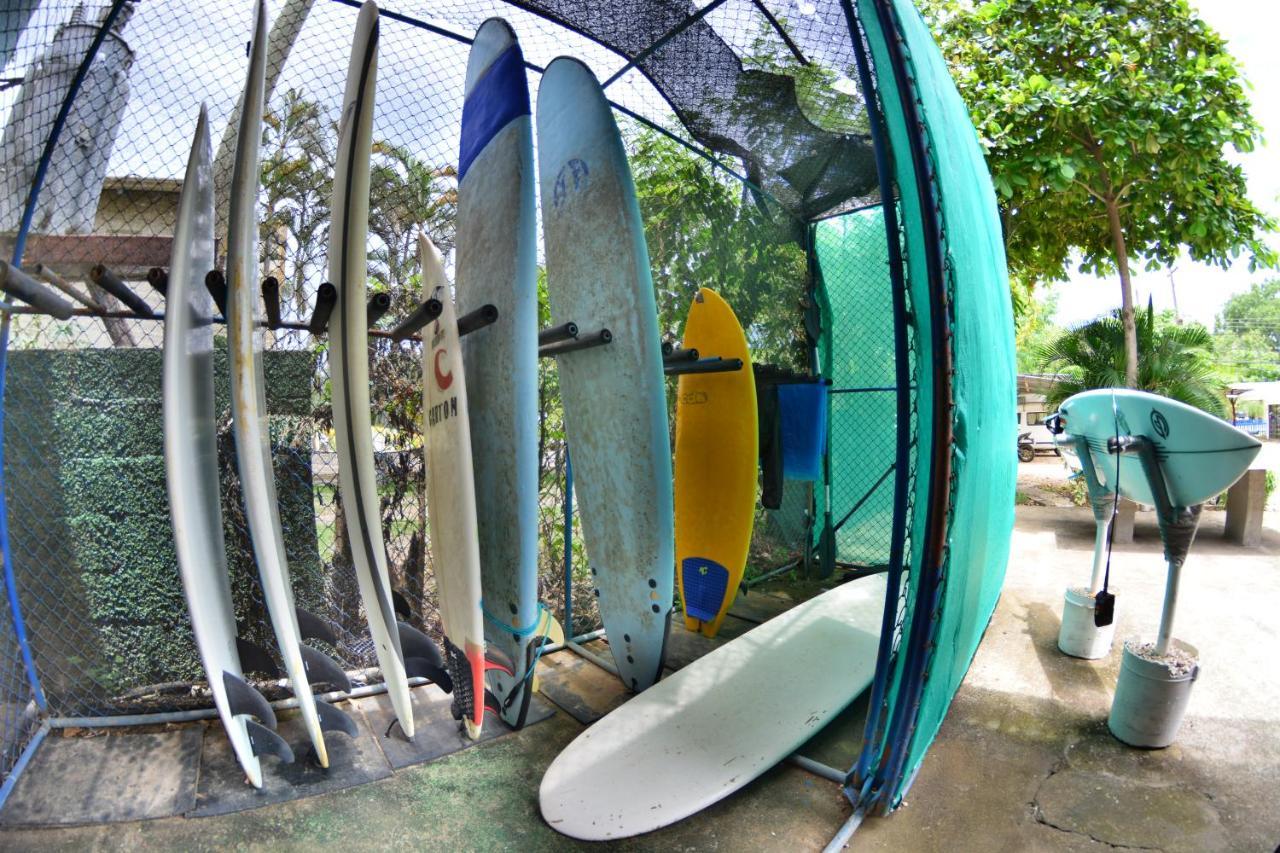 Tsunami Hostel تاماريندو المظهر الخارجي الصورة